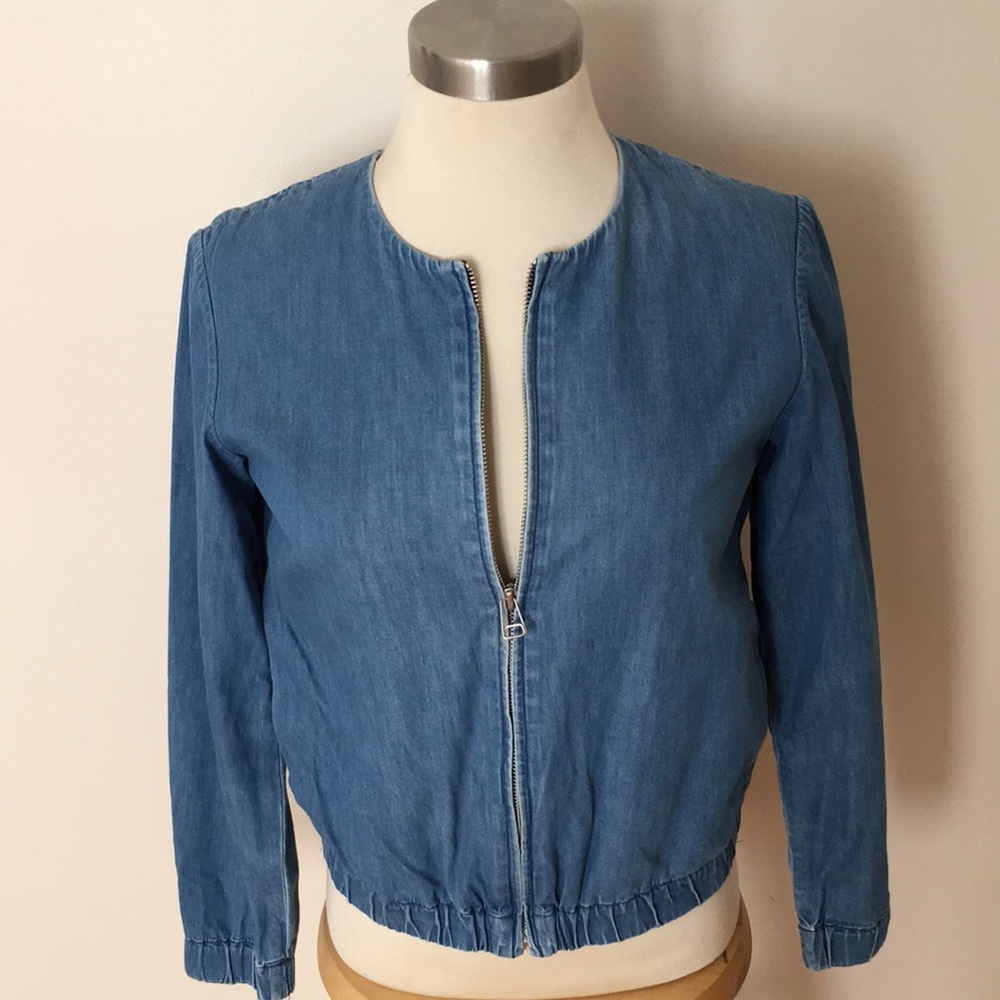 GAP denim jacket - last call!